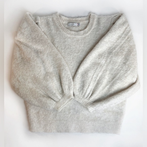 LUSH Cream Balloon Sleeve Sweater Women’s Small soft puff shoulder Crewneck - Picture 9 of 13